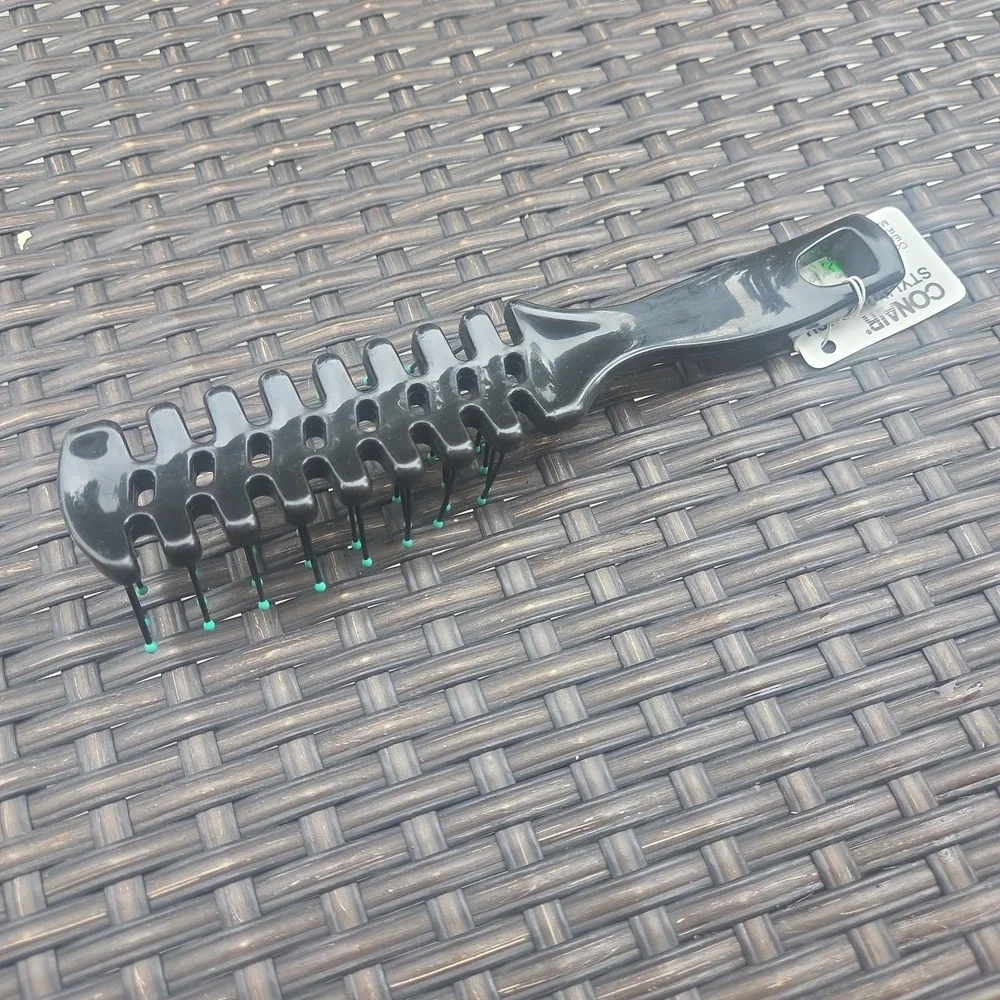 Conair Blue Vented Styling Hair Brush 9